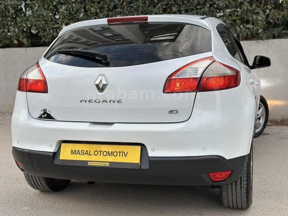 MASAL OTOMOTİVDEN EMSALSİZ MEGAN 105'LİK 6 İLERİ EXPRESSİON