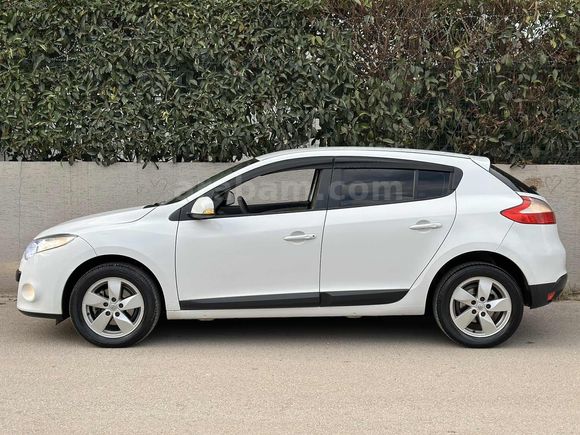 MASAL OTOMOTİVDEN EMSALSİZ MEGAN 105'LİK 6 İLERİ EXPRESSİON
