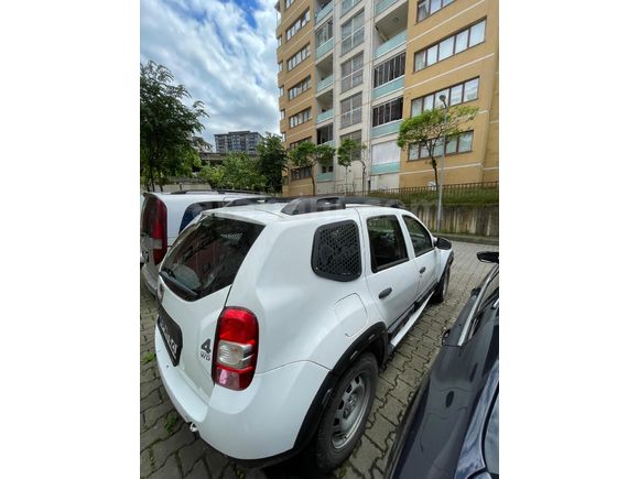 Sahibinden Dacia Duster 1.5 dCi Laureate 2016 Model  286.000 km Beyaz