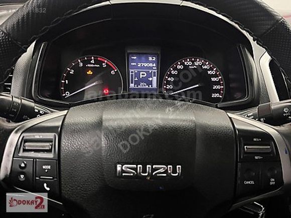 2014 D-Max 2.5 4x4 V-Cross 163HP V-Cross Otomatik