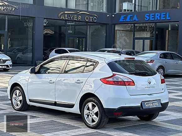 AL-VER OTO'DAN 2011 MODEL TERTEMİZ MASRAFSIZ DİZEL MEGANE