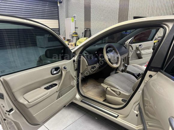 SEFA'DAN 2007 RENAULT MEGANE PRİVİLGE CAM TAVAN HATASIZ BOYASIZ