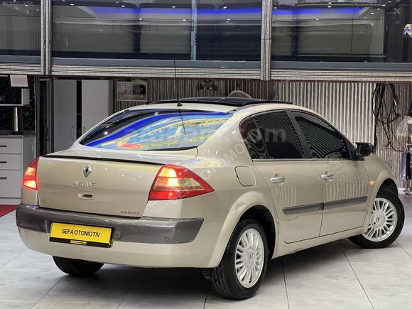 SEFA'DAN 2007 RENAULT MEGANE PRİVİLGE CAM TAVAN HATASIZ BOYASIZ
