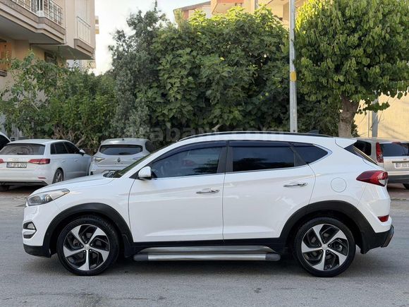 2016 HATASIZ 2.0 CRDİ TUCSON EXECUTİVE