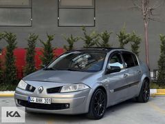 CAM TAVAN DEĞİŞENSİZ HASAR KAYITSIZ BAKIMLI