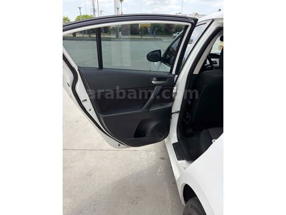 JAPON TANKI genis aile arabasi 2012 model 228 bin km