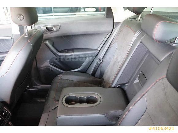 KUZEY GROUPTAN 2025 10.000 KM'DE SEAT ATECA 1.5 FR DARK EDİTİON