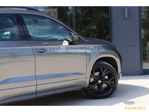 KUZEY GROUPTAN 2025 10.000 KM'DE SEAT ATECA 1.5 FR DARK EDİTİON