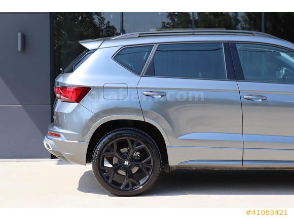 KUZEY GROUPTAN 2025 10.000 KM'DE SEAT ATECA 1.5 FR DARK EDİTİON