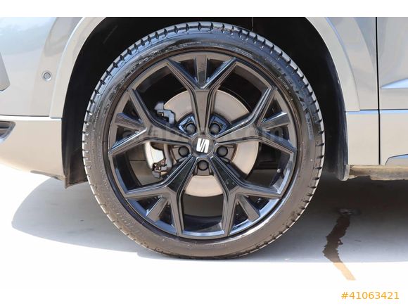 KUZEY GROUPTAN 2025 10.000 KM'DE SEAT ATECA 1.5 FR DARK EDİTİON