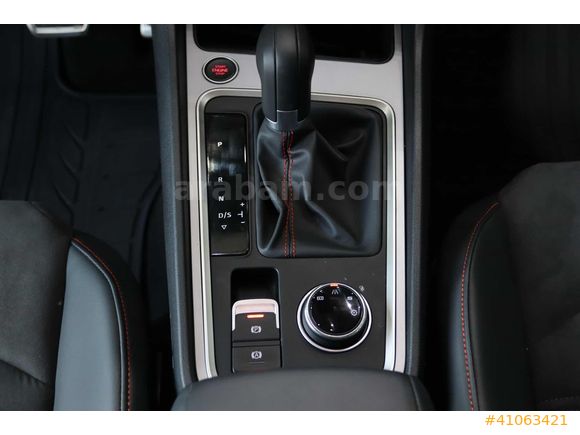 KUZEY GROUPTAN 2025 10.000 KM'DE SEAT ATECA 1.5 FR DARK EDİTİON