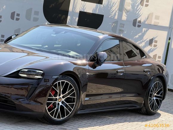 2020 TAYCAN 4S P.PLUS/HTSIZ /AİR/YLCU E./CHRONO/SĞTMA/BOSE/571HP