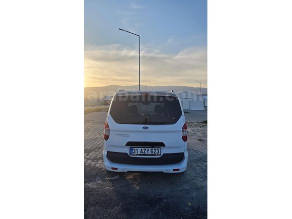 Sahibinden Ford Tourneo Courier 1.5 TDCi Titanium Plus 2022 Model