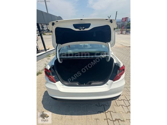 2023 MODEL HATASIZ TRAMERSİZ 47 BİN KM DE 1.3 MJET EASY PLUS