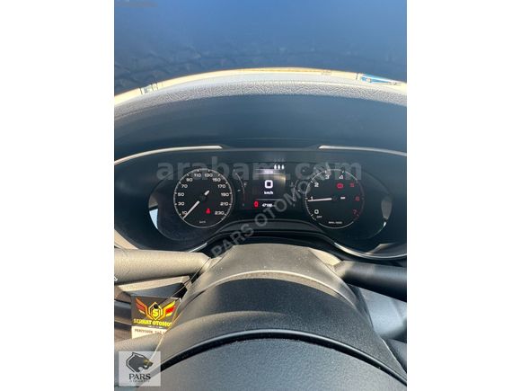 2023 MODEL HATASIZ TRAMERSİZ 47 BİN KM DE 1.3 MJET EASY PLUS