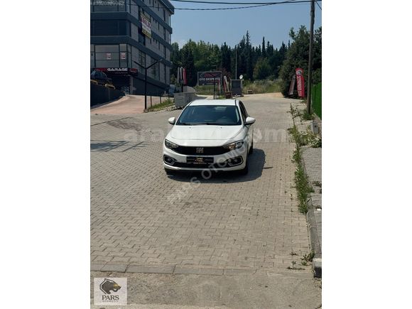 2023 MODEL HATASIZ TRAMERSİZ 47 BİN KM DE 1.3 MJET EASY PLUS