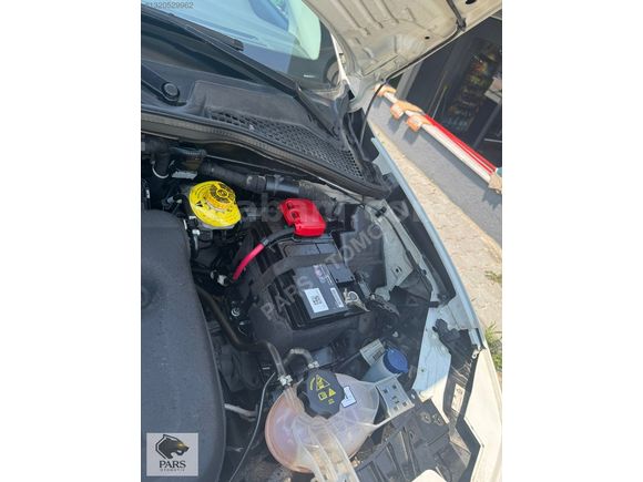 2023 MODEL HATASIZ TRAMERSİZ 47 BİN KM DE 1.3 MJET EASY PLUS