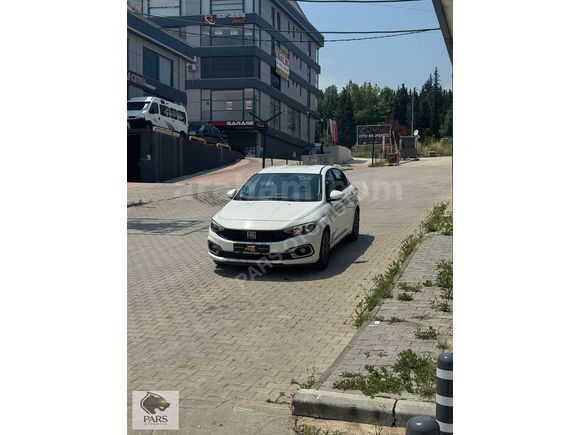 2023 MODEL HATASIZ TRAMERSİZ 47 BİN KM DE 1.3 MJET EASY PLUS