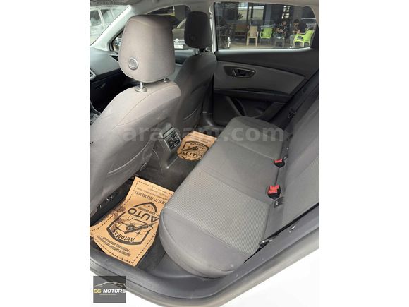 DÜŞÜK KM 2017 MAKYAJLI SEAT LEON OTOMATİK