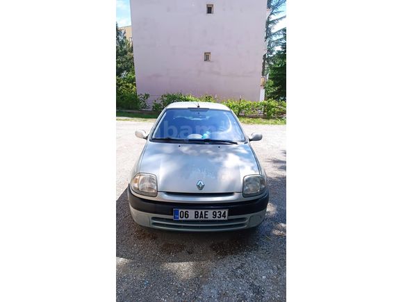Sahibinden Renault Clio 1.4 RTA 2001 Model