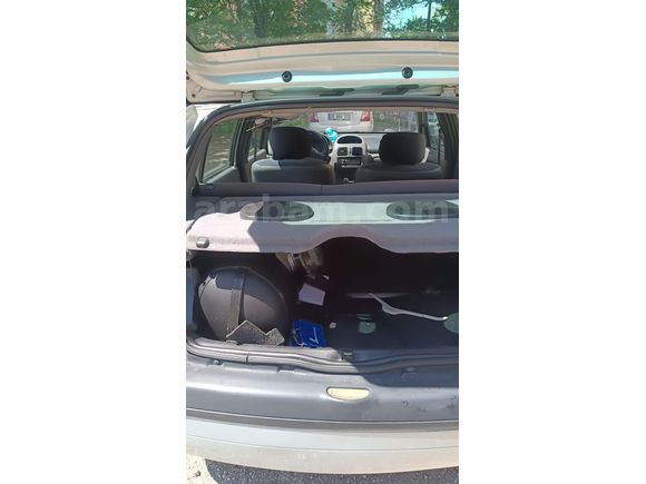 Sahibinden Renault Clio 1.4 RTA 2001 Model