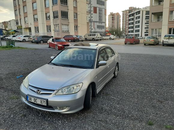Sahibinden Honda Civic 1.6i VTEC ES 2005 Model