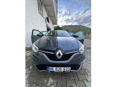 İlk göz ağrım Sahibinden Renault Megane 1.3 TCe Joy Comfort 2022 Model  137.400 km Füme