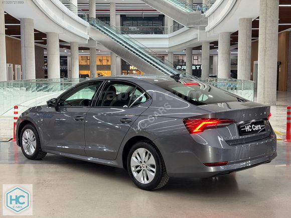 HC CARS 2023 TESCİL SKODA OCTAVİA 1.0 E-TECH ELİTE 110HP HYBRİD