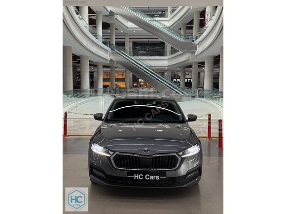 HC CARS 2023 TESCİL SKODA OCTAVİA 1.0 E-TECH ELİTE 110HP HYBRİD