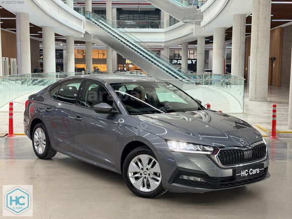 HC CARS 2023 TESCİL SKODA OCTAVİA 1.0 E-TECH ELİTE 110HP HYBRİD