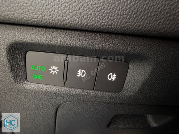 HC CARS 2023 TESCİL SKODA OCTAVİA 1.0 E-TECH ELİTE 110HP HYBRİD