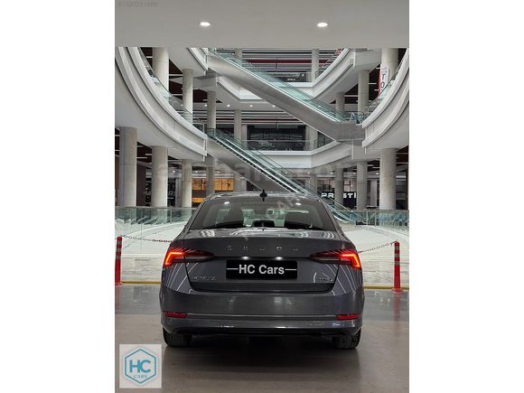 HC CARS 2023 TESCİL SKODA OCTAVİA 1.0 E-TECH ELİTE 110HP HYBRİD