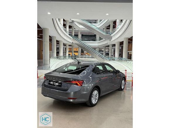 HC CARS 2023 TESCİL SKODA OCTAVİA 1.0 E-TECH ELİTE 110HP HYBRİD