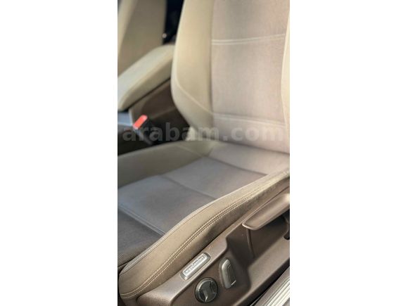 SAHİBİNDEN DEĞİŞENSİZ 2015 PASSAT VARİANT
