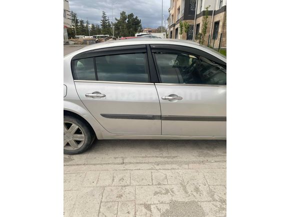 Sahibinden Renault Megane 1.5 dCi Dynamique 2006 Model 