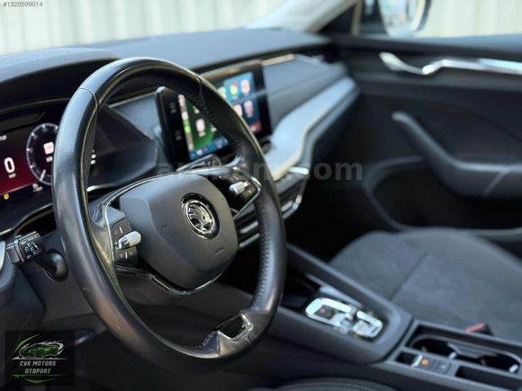 2021 SERVİS BKM HAYALET EKR CAR PLAY TABLET EKR KAYAR LED %20 FA