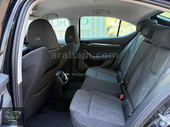 2021 SERVİS BKM HAYALET EKR CAR PLAY TABLET EKR KAYAR LED %20 FA