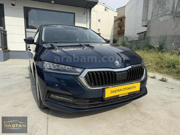 2021 MODEL HATASIZ 1.5 TSI OCTAVİA ELİTE K. KARTINA TAKSİT