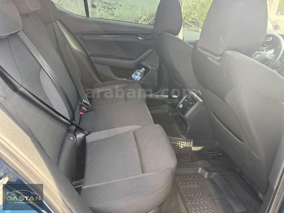 2021 MODEL HATASIZ 1.5 TSI OCTAVİA ELİTE K. KARTINA TAKSİT