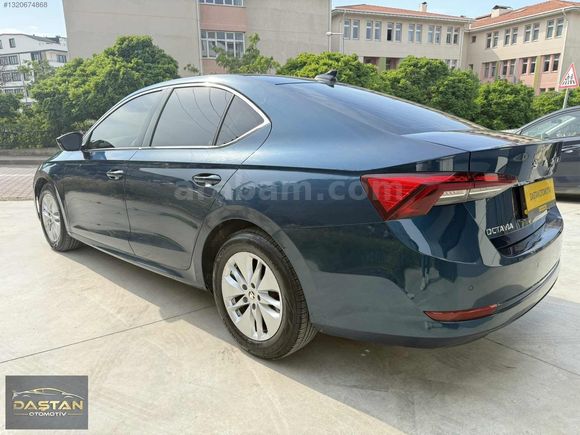 2021 MODEL HATASIZ 1.5 TSI OCTAVİA ELİTE K. KARTINA TAKSİT
