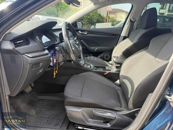 2021 MODEL HATASIZ 1.5 TSI OCTAVİA ELİTE K. KARTINA TAKSİT