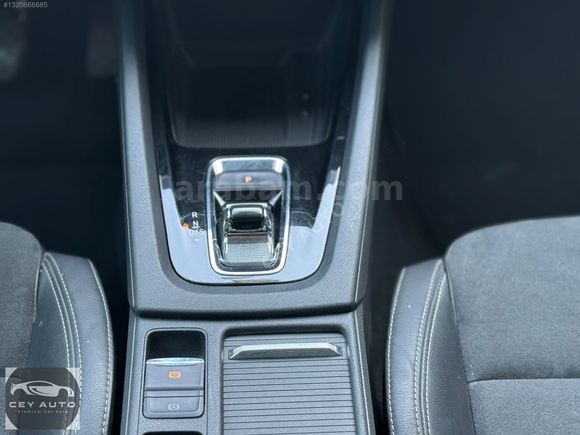 CEY AUTO 2021 OCTAVİA/1.0E TEC/PREMİUM/97.000KM/4 KOLTUK ISITMA