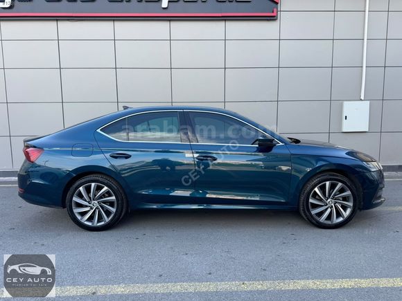 CEY AUTO 2021 OCTAVİA/1.0E TEC/PREMİUM/97.000KM/4 KOLTUK ISITMA