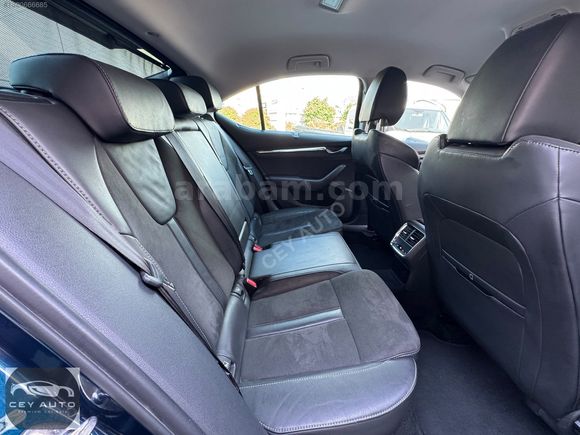 CEY AUTO 2021 OCTAVİA/1.0E TEC/PREMİUM/97.000KM/4 KOLTUK ISITMA