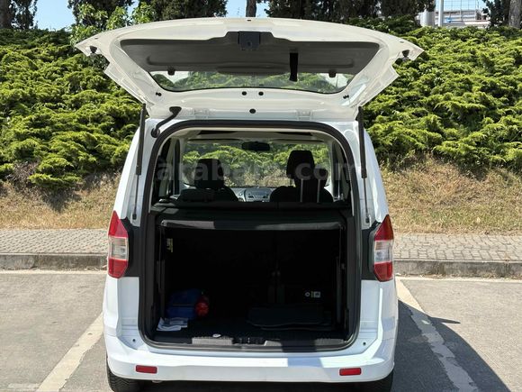 2022 MODEL ÇOK TEMİZ 100HP 6 İLERİ  COURİER
