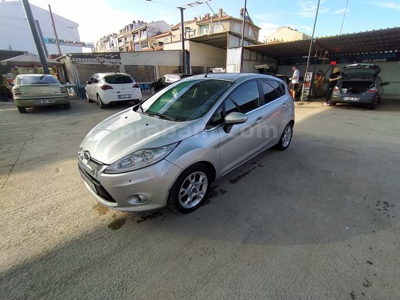 Sahibinden Ford Fiesta 1.4 TDCi Titanium 2012 Model 