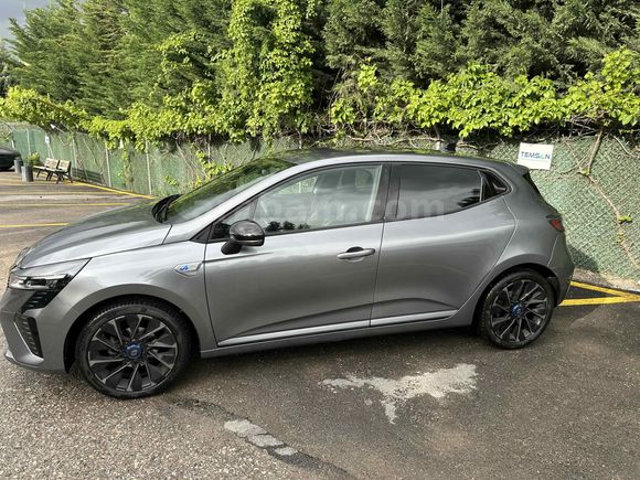 2023 Clio Esprit Alpine - 22.000 KM - Boyasız/Tramersiz