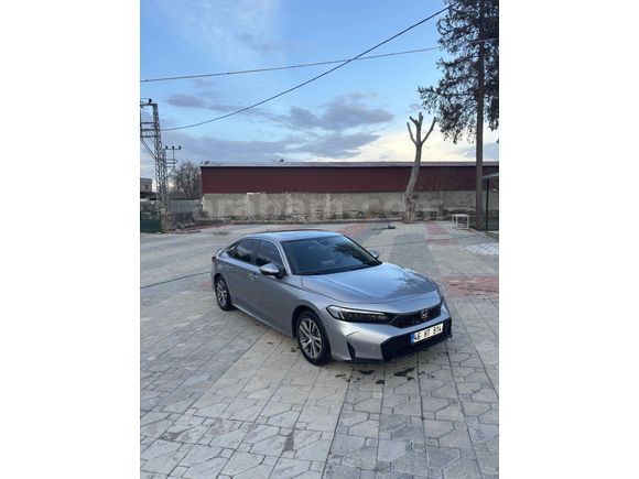 Sahibinden Honda Civic 1.5 i-VTEC Eco Elegance Plus 2024 Model 