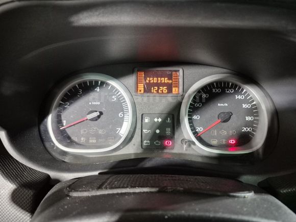 otomobil Dacia Duster 1.5 DCI 4x4 Laureate