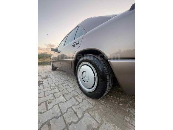 Sahibinden Mercedes - Benz 250 D 1987 Model 